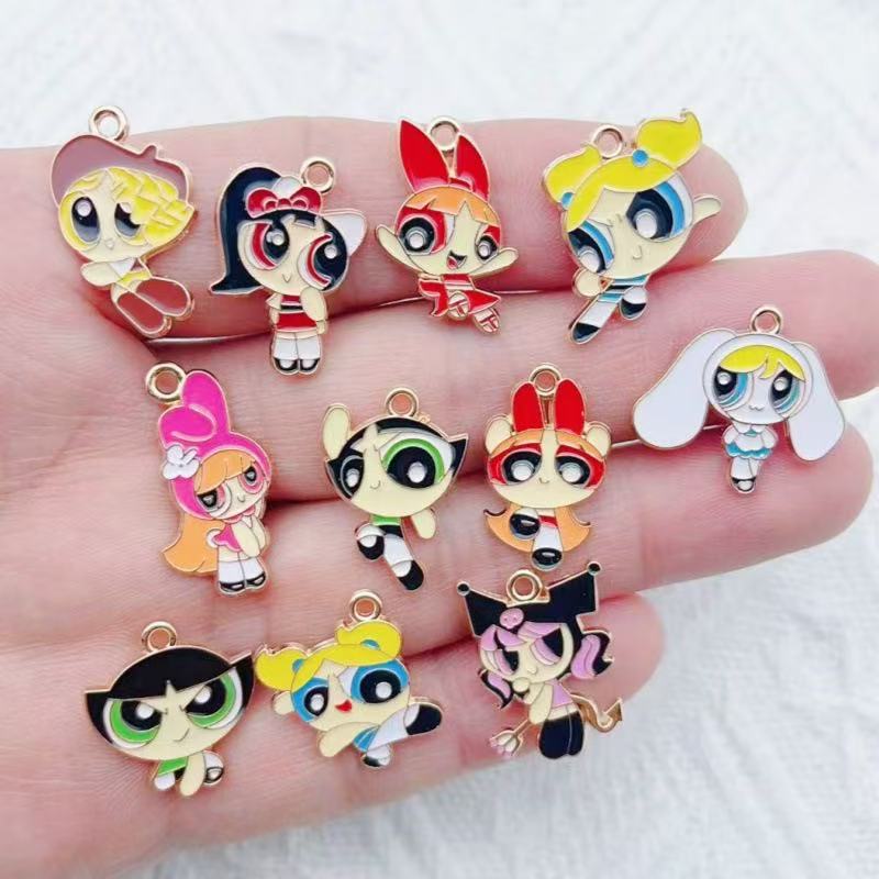 Party Games Ideas - 10 pendentifs en alliage motif fille