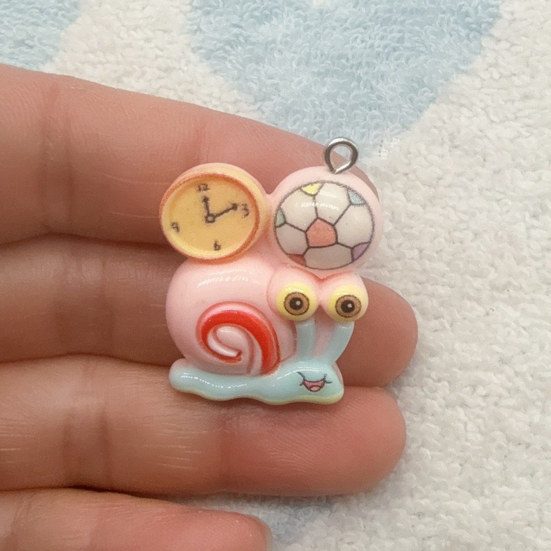 Pendentif en résine de dessin  - Party Games Ideas avis et prix